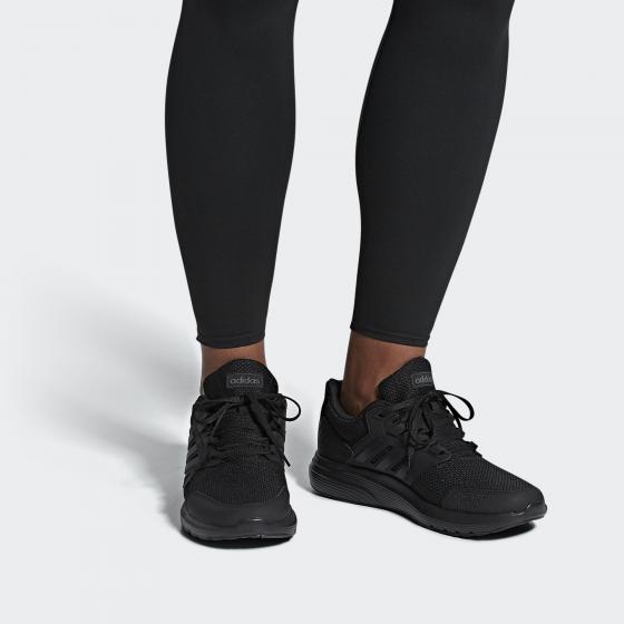Черные баскетбольные кроссовки Adidas