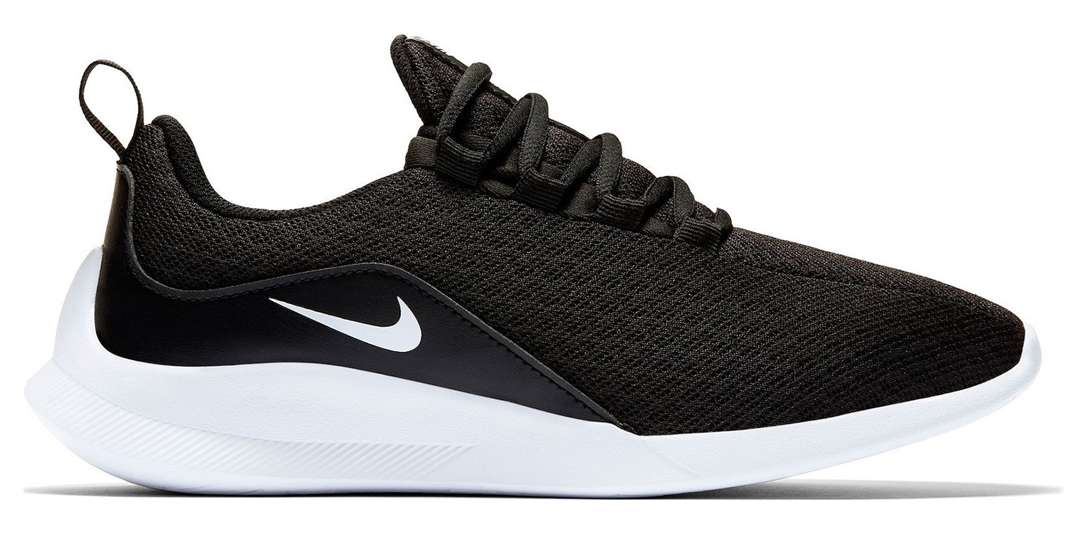 Черно-белые беговые кроссовки Nike