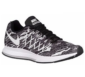 Черно-белые беговые кроссовки Nike Air Zoom Pegasus 32