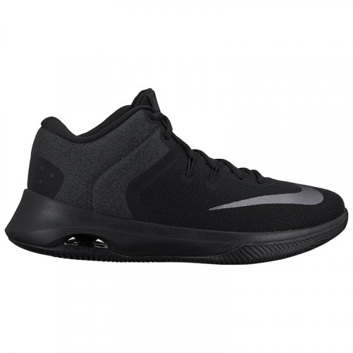 Черные баскетбольные кроссовки Nike