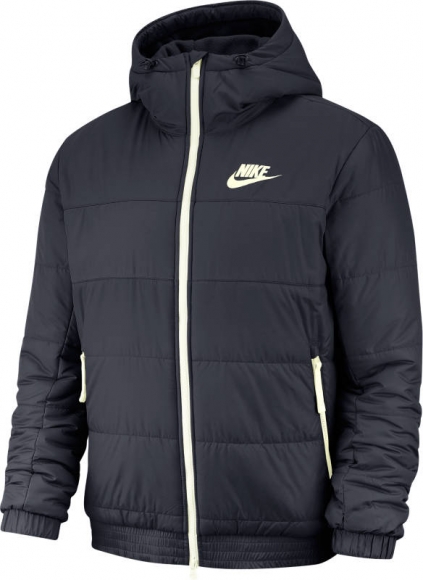 Черная короткая стеганая куртка Nike
