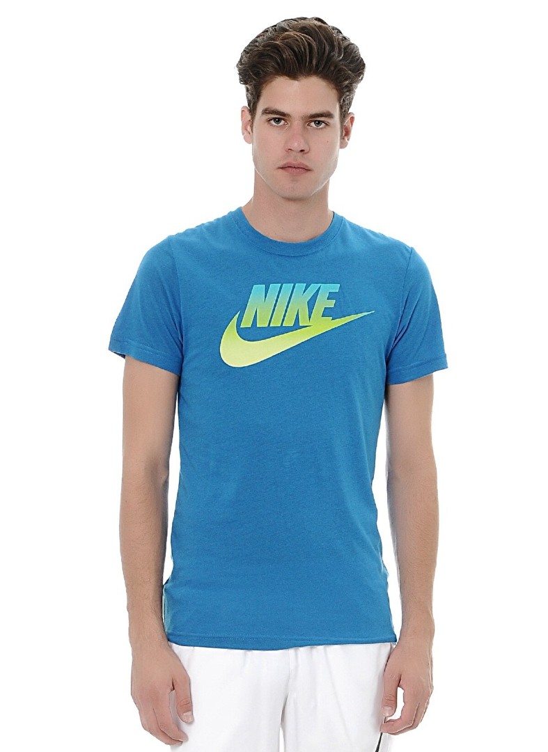 Голубая футболка Nike