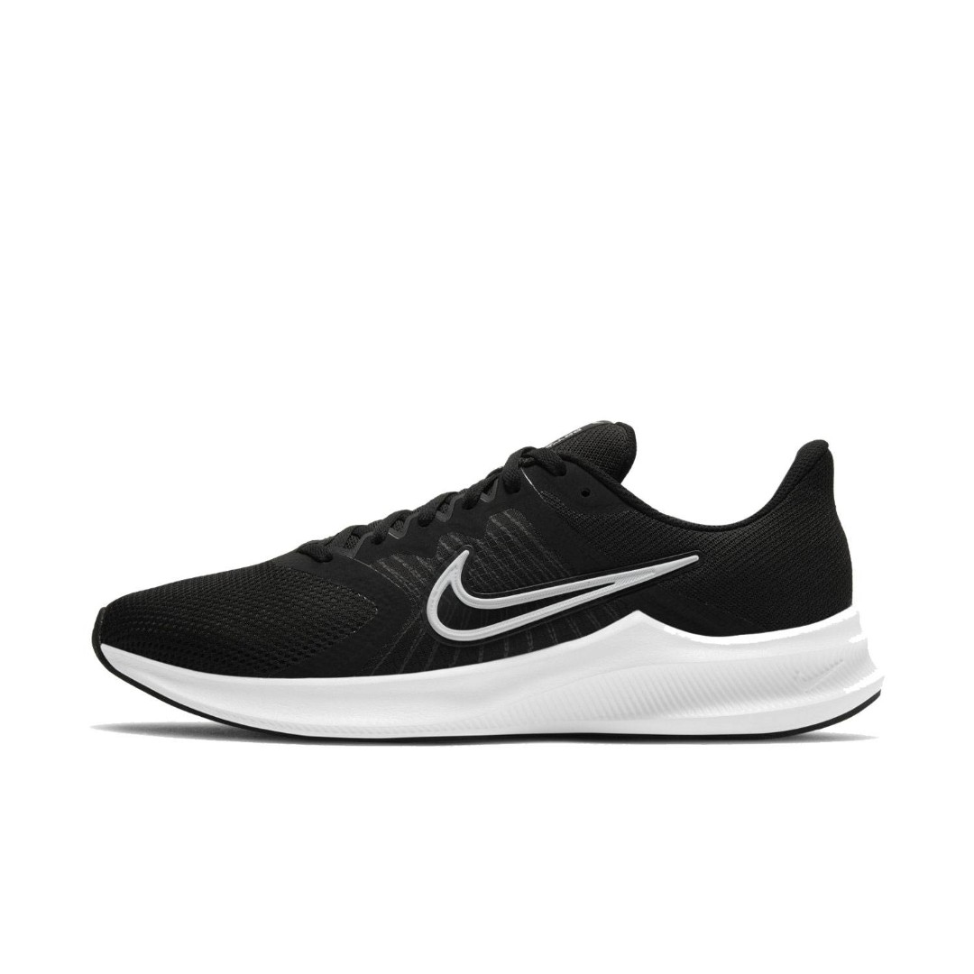 Черно-белые беговые кроссовки Nike Downshifter 11