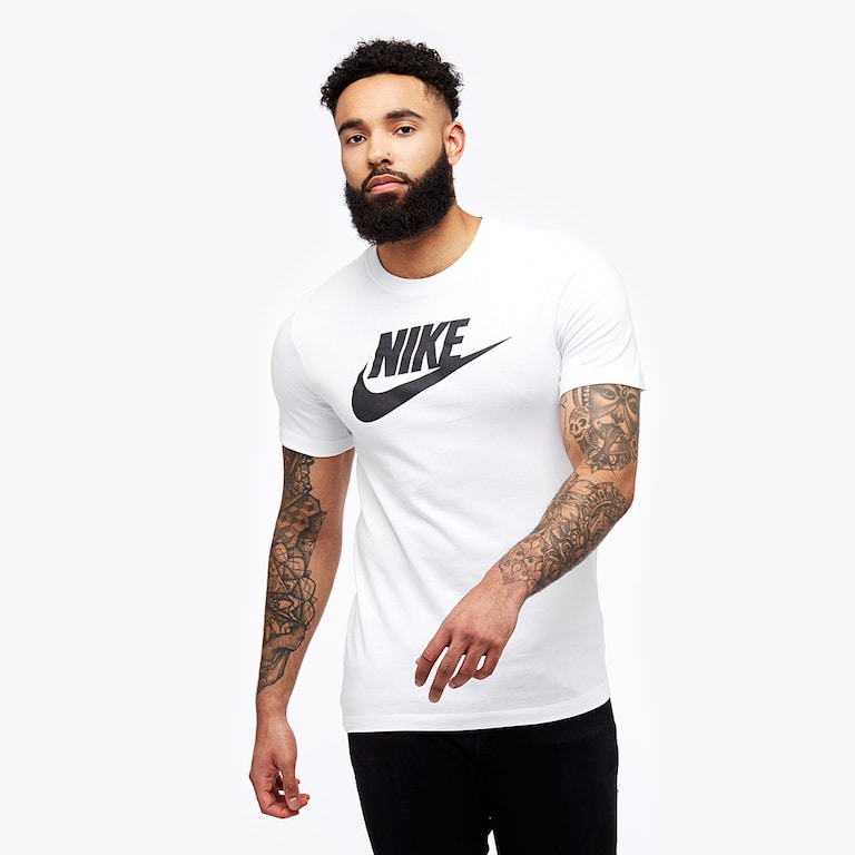 Белая хлопковая футболка Nike Sportswear
