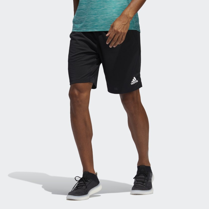Шорты черные Adidas для фитнеса